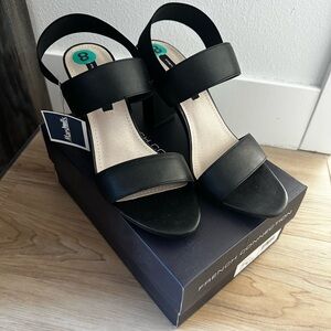 NWT French Connection black heel sandal